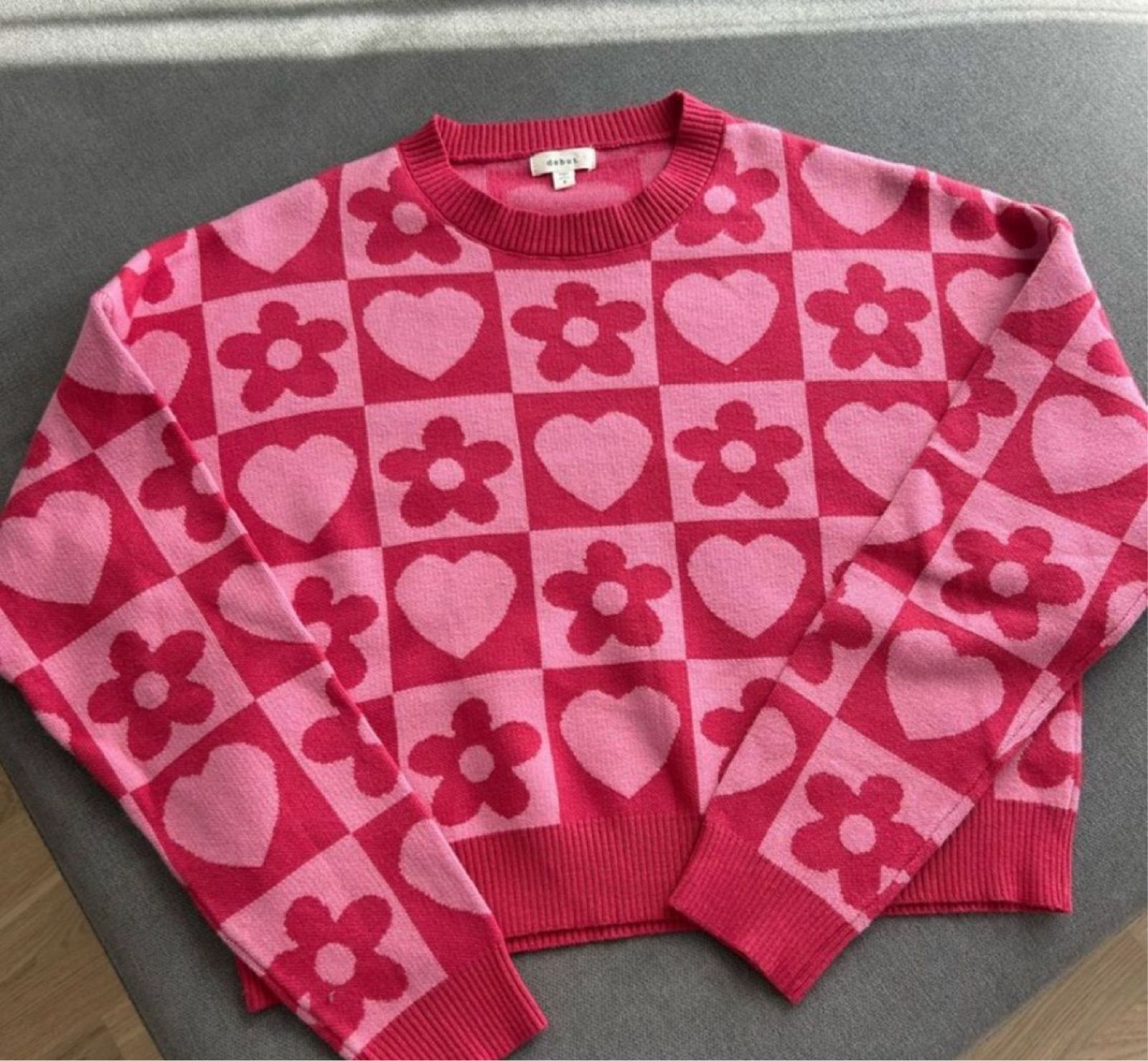 Pink patterned sweater