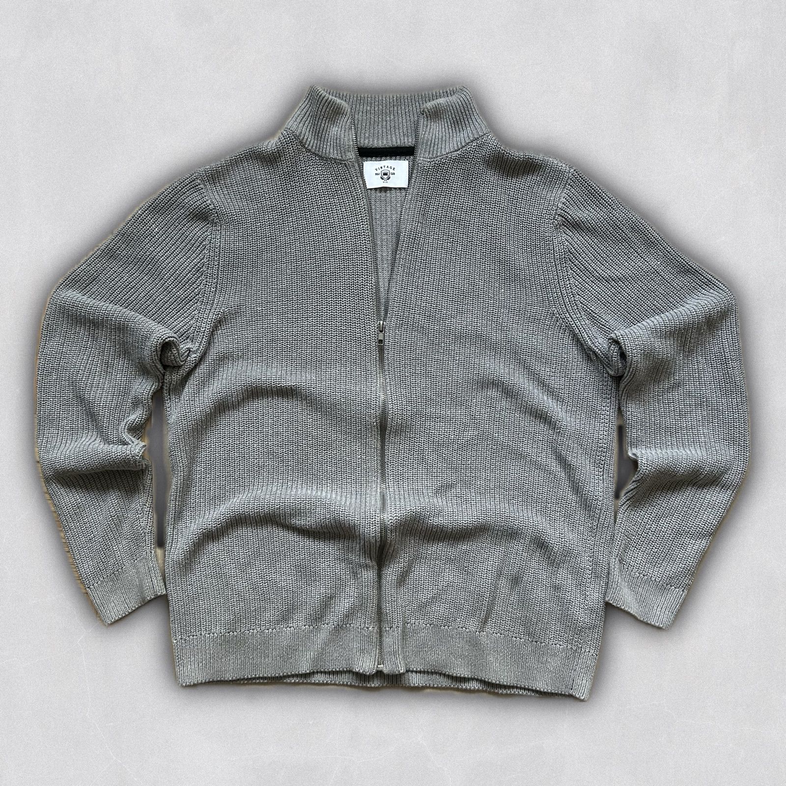 Reversible cardigan