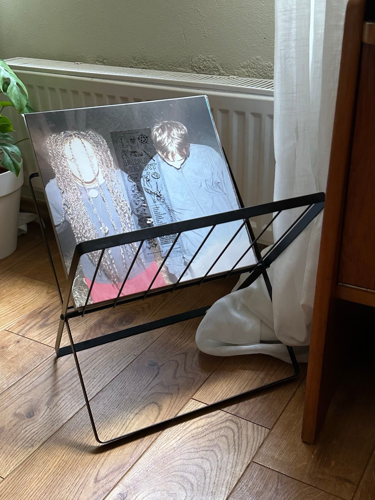 Record stand