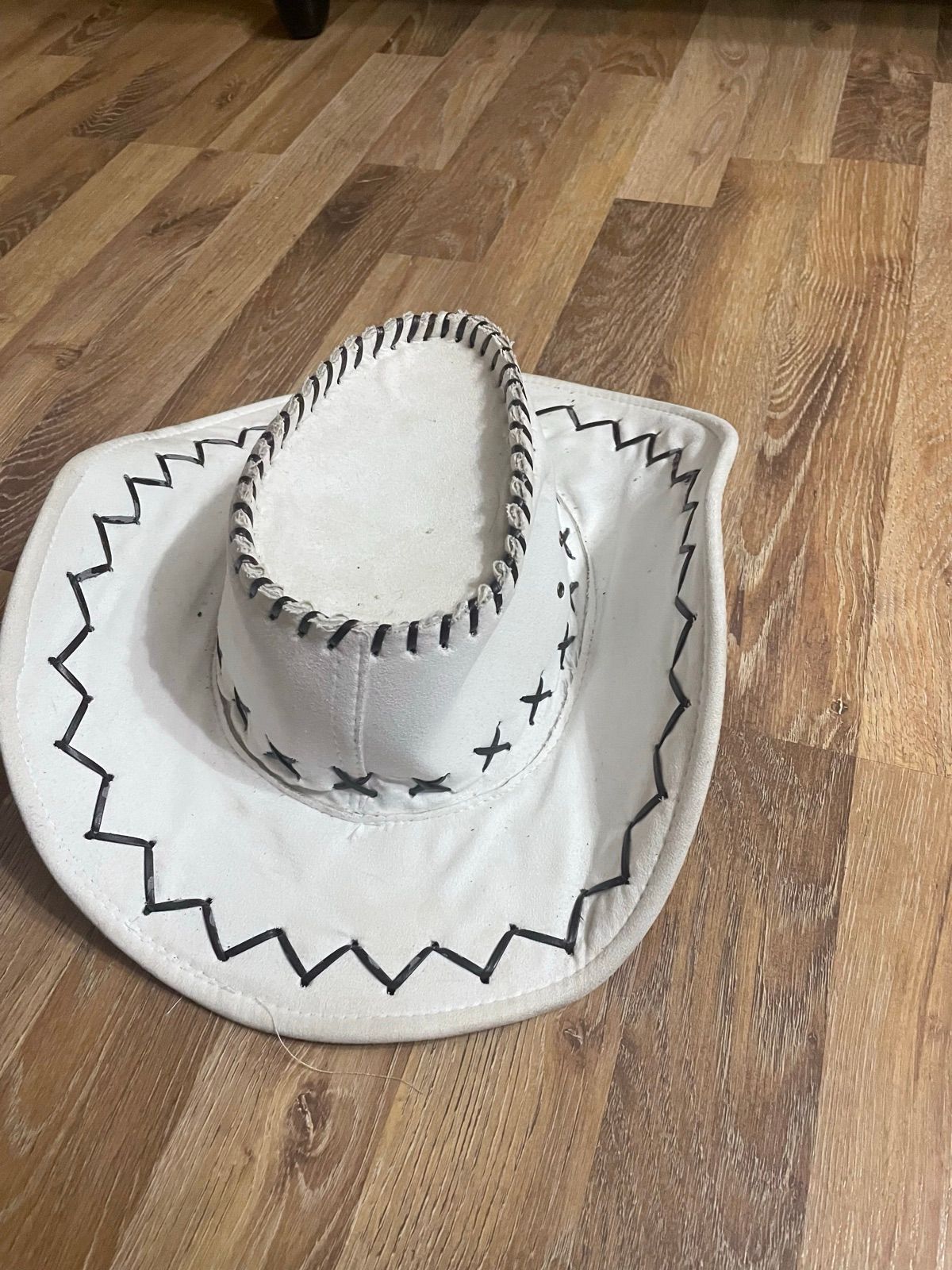 White cowboy hat