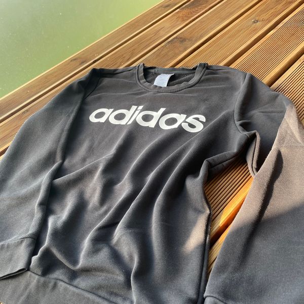 AdidasdressipluussXLIseolenSkandjajakandsinoversize-ina