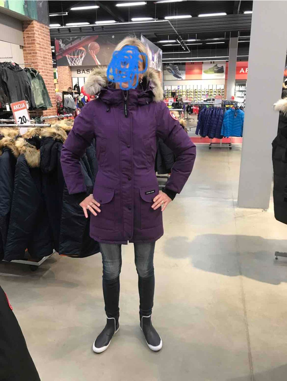 Canada goose parka kaubamaja best sale