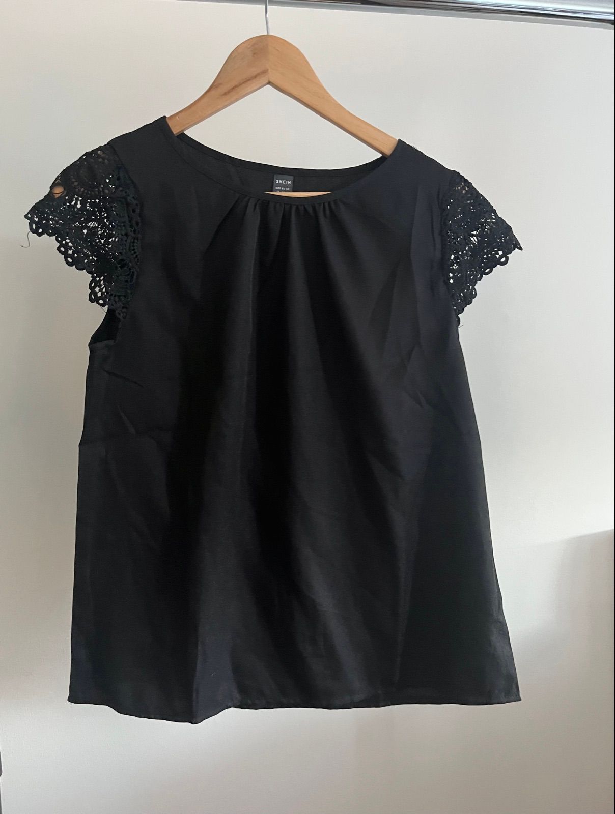 Black lace sleeve top
