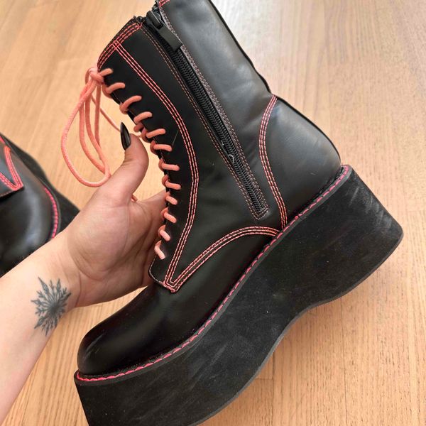 Enigma mega 2025 platform neon boots