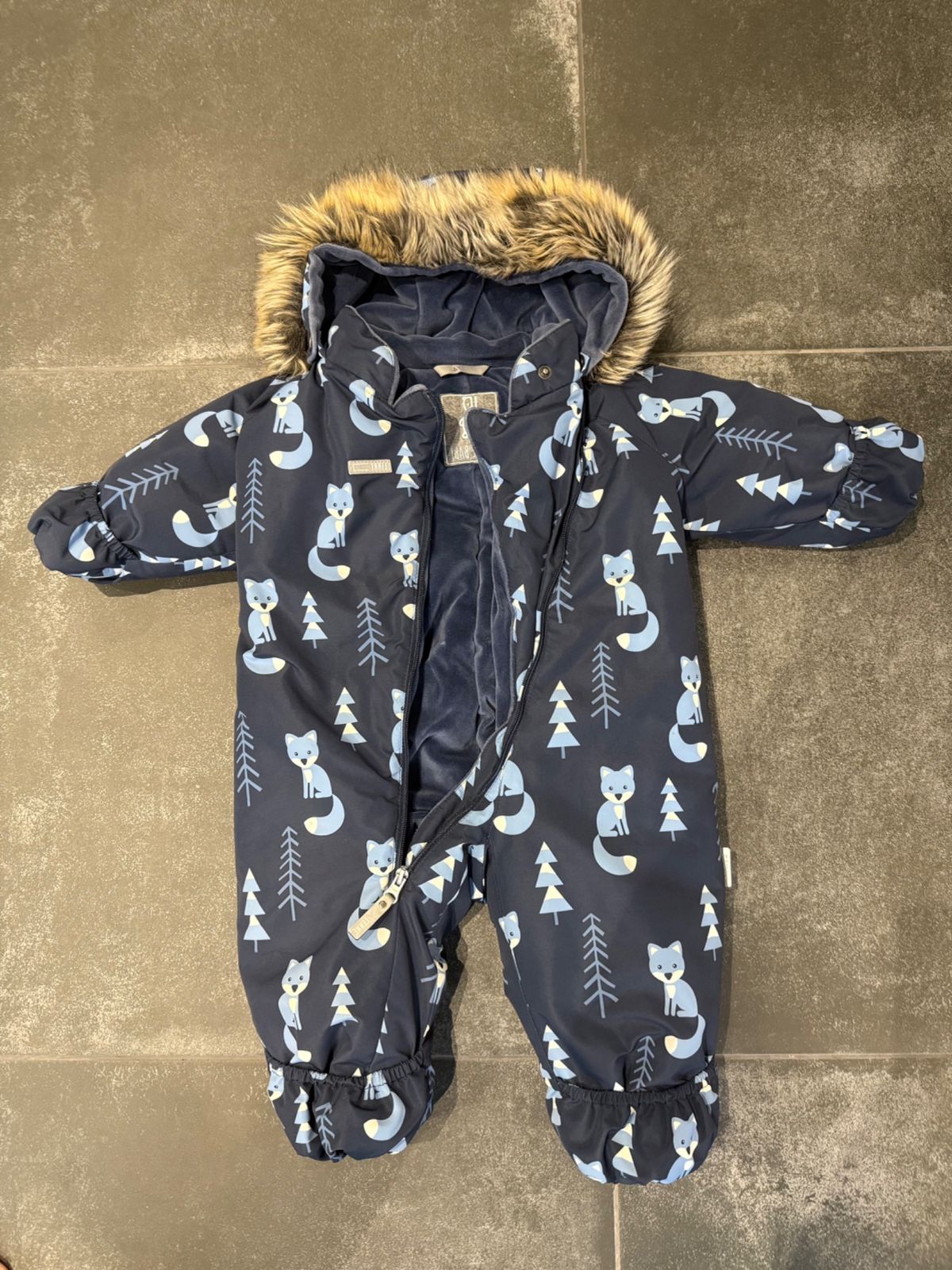 Children snowsuit